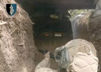Ukrainian special ops forces who stormed a Russian trench in an intense video did ‘everything right’ and took their enemy by surprise, US infantry veteran says