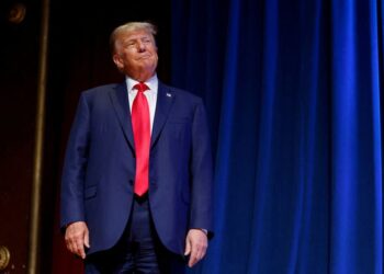 Trump holds double-digit lead after federal indictment