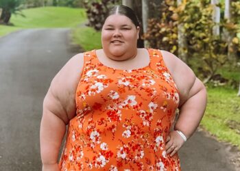 Plus-size travelers hit out at ‘discriminatory’ airline seat policies