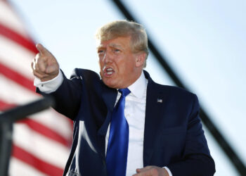 Trump notified that he is the target of an ongoing criminal investigation