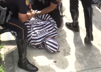 Anti-Trump protester arrested outside courthouse