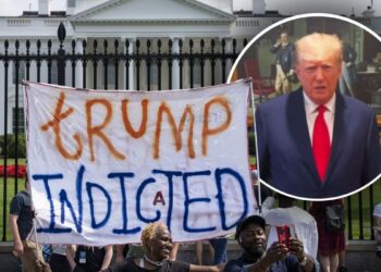 WSJ Opinion: Donald Trump Responds to Classified Documents Indictment