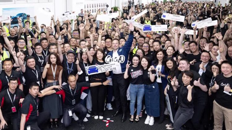 Musk wraps up very quick, oddly quiet China visit