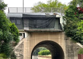 This $250,000 apartment under an LA bridge is in demand as one of the city’s cheapest homes