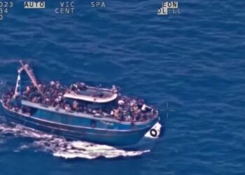 Hundreds still missing in migrant boat accident as sub accident captures more attention