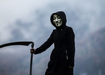 Hacker drains Russian special services wallets, transfers funds to Ukraine