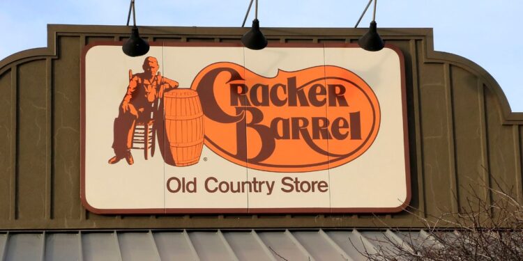 Right-Wingers Mocked For Full-Blown Freakout Over ‘Woke’ Cracker Barrel