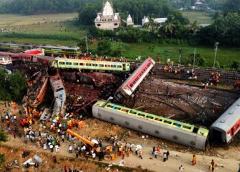 Pope Francis offers prayers after Odisha train accident