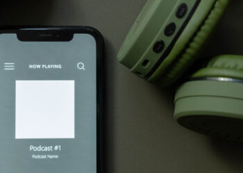 Bad news for all Stitcher followers: the podcast app is shutting down