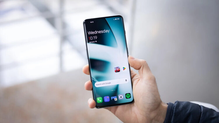 Best Buy is now offering the OnePlus 11 at a huge discount; but there is a catch