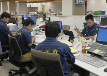 Japan keeps missile defence alert after North Korea deadline expires