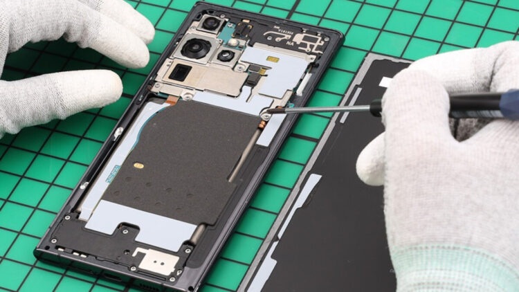 Samsung’s self–repair program is now available in Europe and UK
