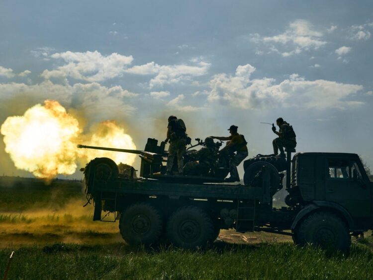 A psychologist says she broke down in tears when she learned the horrors that 2 castrated Ukrainian soldiers endured, says report