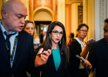 House Republicans fume after Lauren Boebert goes “rogue” on Biden impeachment