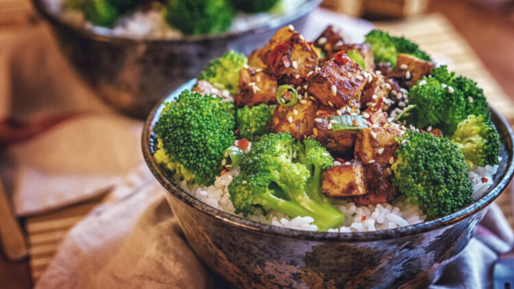 8 Anti-Inflammatory Foods to Add to Your Diet