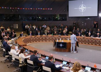NATO meeting fails to approve first defence plans since Cold War
