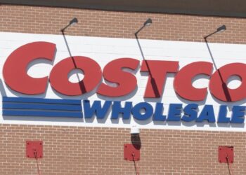 Costco Execs Warn of Looming Recession Because of One Change Shoppers Are Making to Their Buying Habits