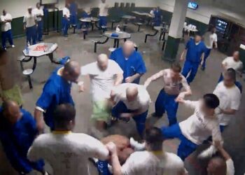 Videos smuggled out of L.A. jails reveal violence, neglect
