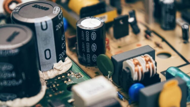 India Preparing Multi-Billion-Dollar Subsidy Scheme for Domestic Battery Manufacturing: Report