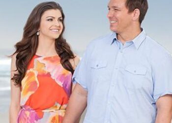 Twitter Users Notice Something Weird In Resurfaced Ron DeSantis Beach Pic