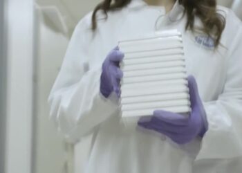 Pfizer steps up race for weight-loss drug