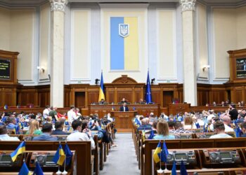 At least 3 killed, 17 wounded in Ukraine from Russian attacks, as Spain highlights European support for Kyiv