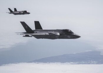 Marine F-35Cs fly from California to Australia, in 1st for US military
